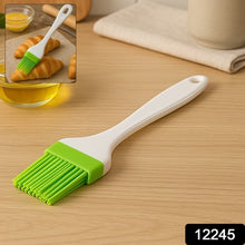 Silicone Kitchen Oil Spatula Brush With Handle Pastry  Cake Brush (17 Cm  1 Pc)